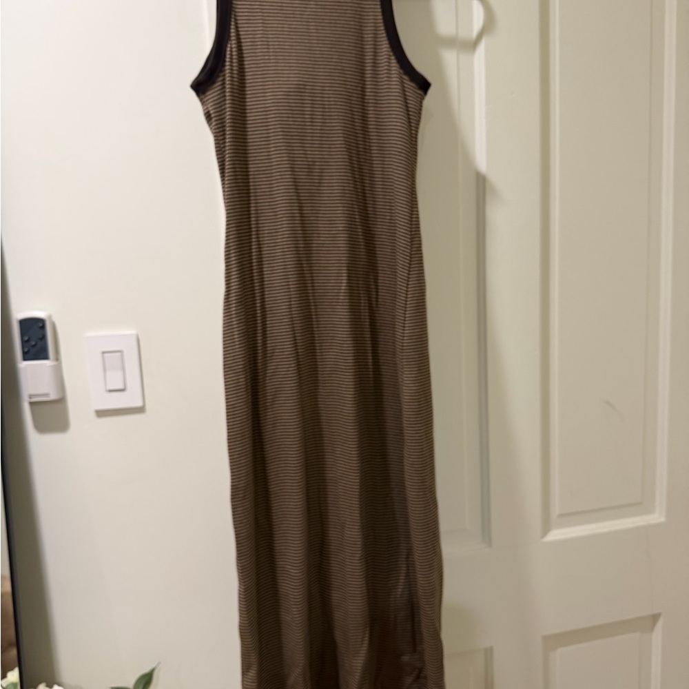 Uniqlo Sleeveless Brown Striped Maxi Dress with built in bra - Picture 3 of 5